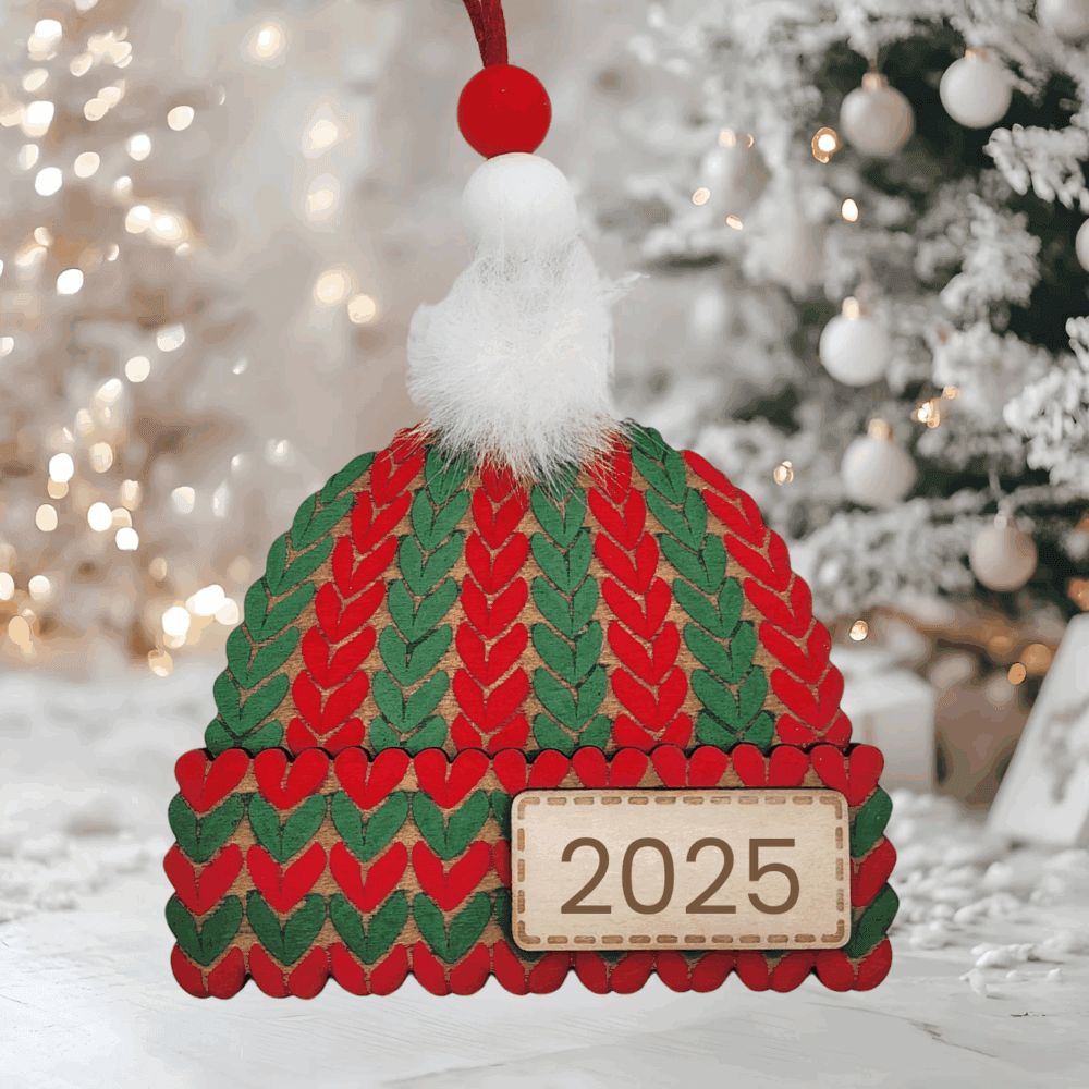 Knitted Beanie Christmas Ornament – Red/Green